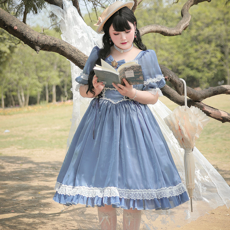 Lolita dress